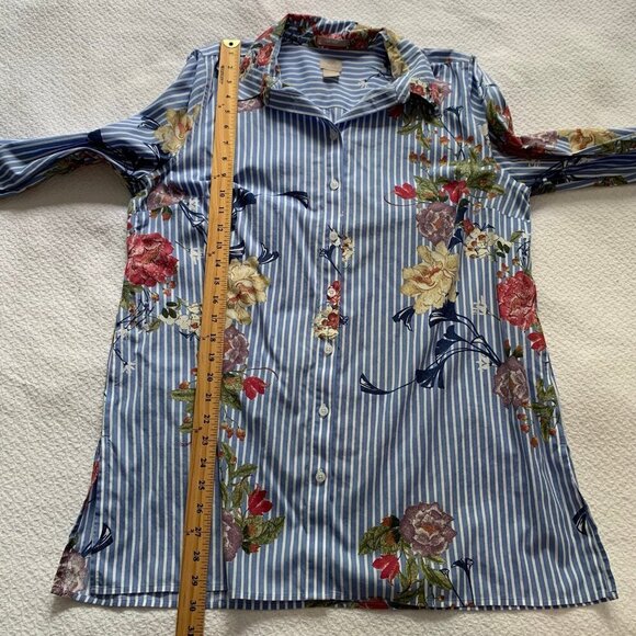 Chicos No Iron Blue White Striped Floral Button Down Shirt Womens Size 2 12/14 - Picture 10 of 10